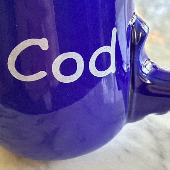 rare and unique Colbalt Mug with a Cape Cod shape handle. - Picture 7 of 8